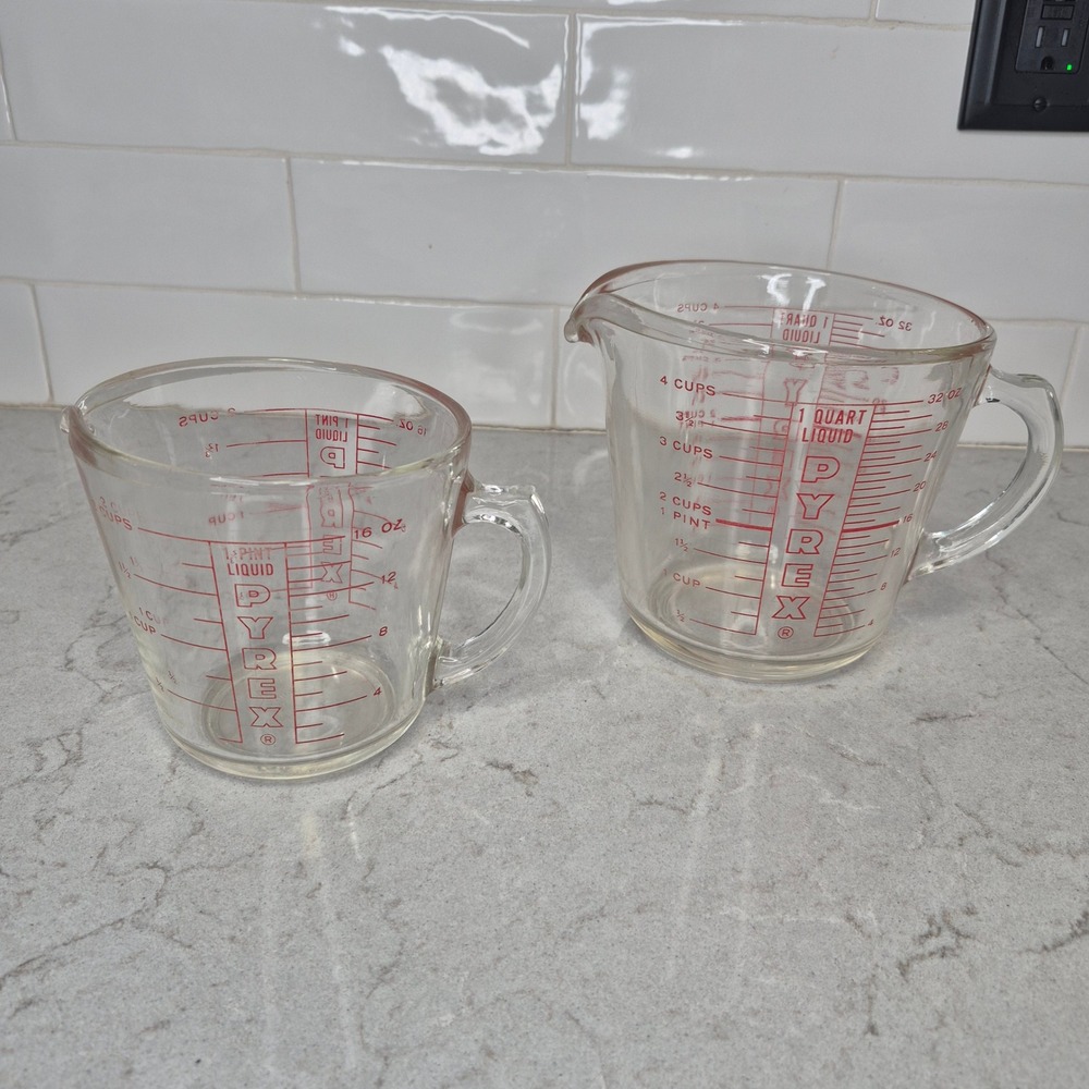 Vintage Pyrex Measuring Cup Set 4 Cup 2 Cup Red Lettering 2 Pc Glass